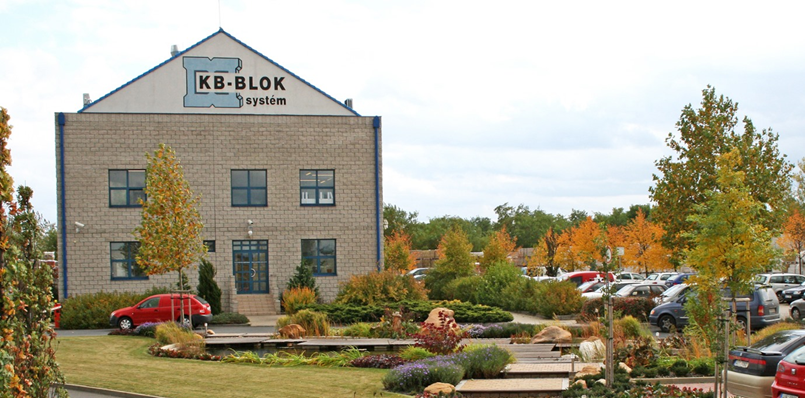 Provozní budova společnosti KB-Blok, Postoloprty, 1998
